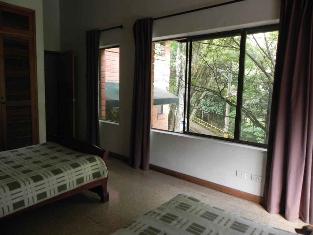 Hostal Tamarindo Itagüí Rum bild