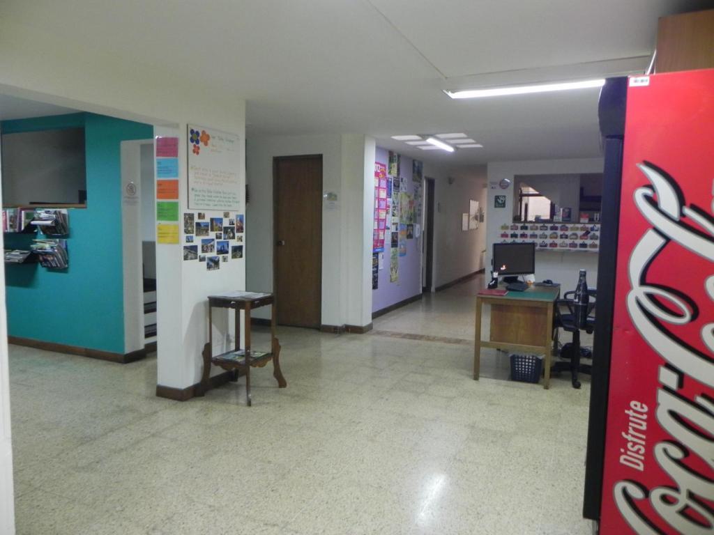 Hostal Tamarindo Itagüí Exteriör bild