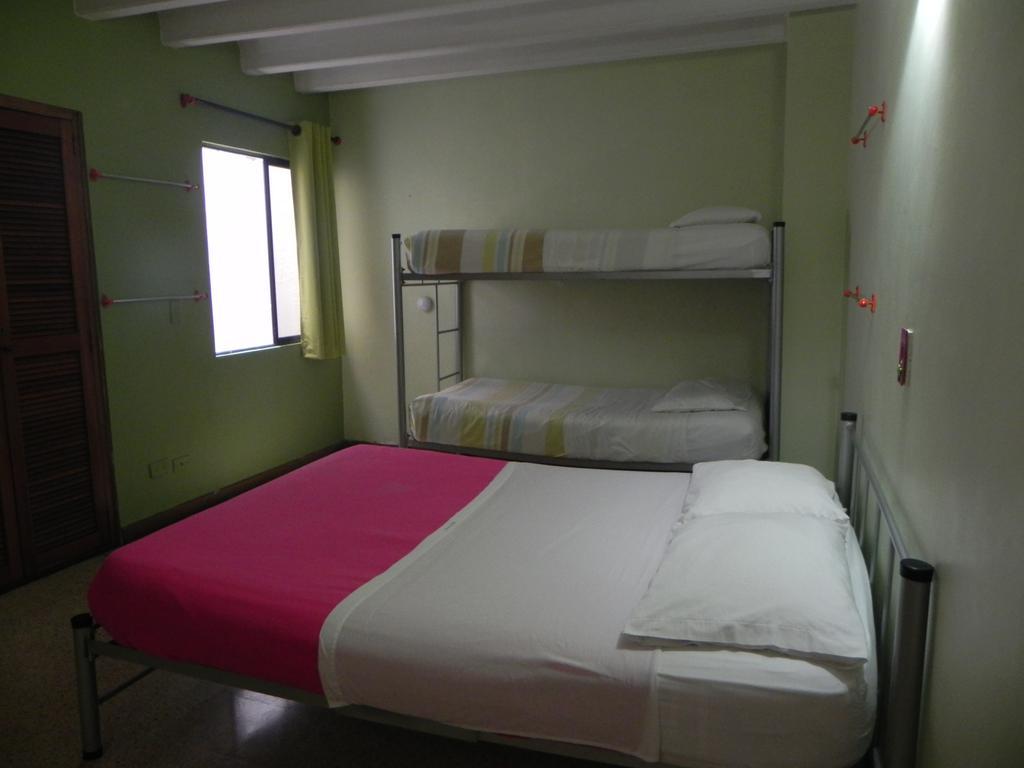 Hostal Tamarindo Itagüí Exteriör bild